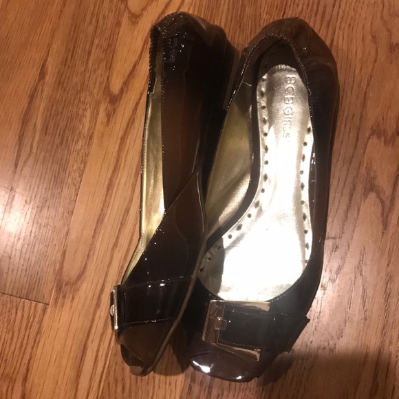 BCBGirls Peep Toe Flat - Picture 3 of 7